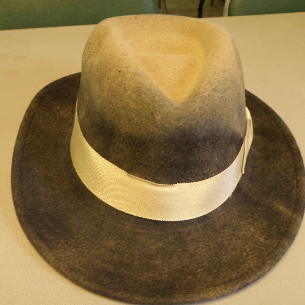 New bi-color fedora hat Medium